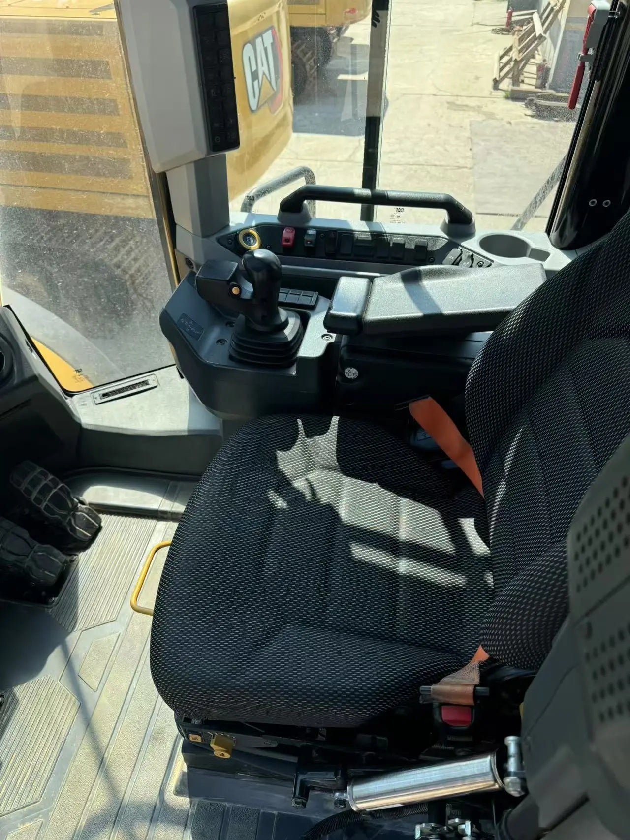 Used Caterpillar CAT 982 Wheel Loader – 5162 Hours