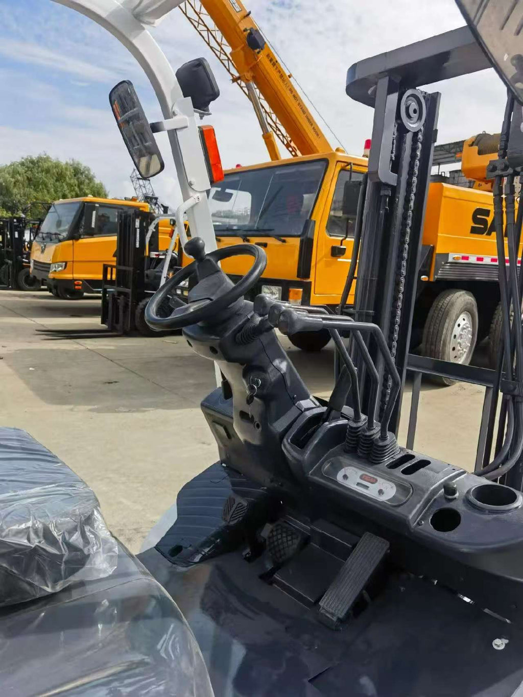 Used TCM 5-Ton Diesel Forklift 2015 – Japan Import, 4595 Hours