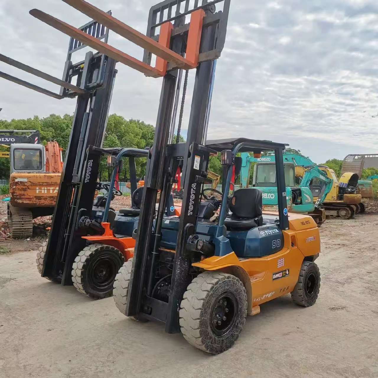 Used Toyota 5-Ton Diesel Forklift 2020 – Japan Import, 3-Stage Mast, 1876 Hours