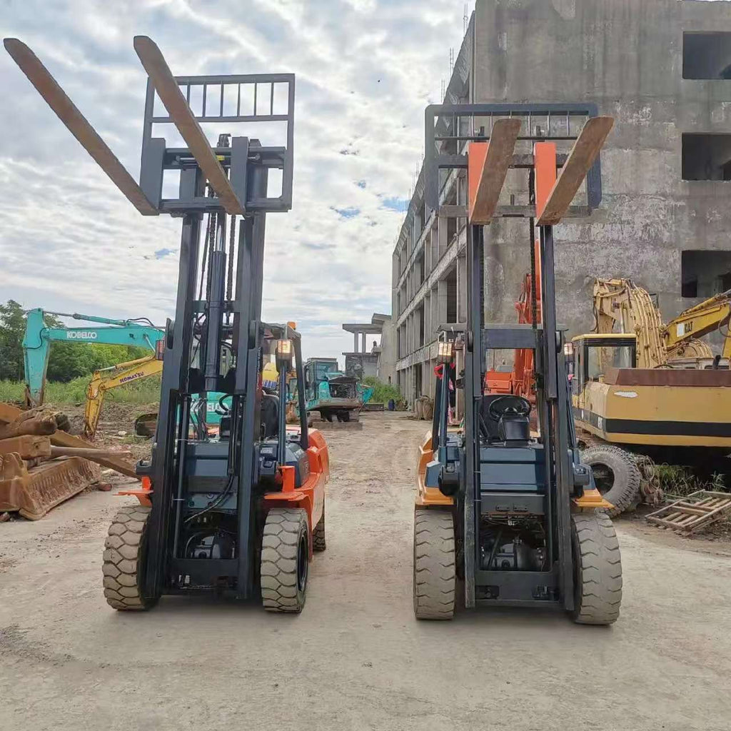 Used Toyota 5-Ton Diesel Forklift 2020 – Japan Import, 3-Stage Mast, 1876 Hours