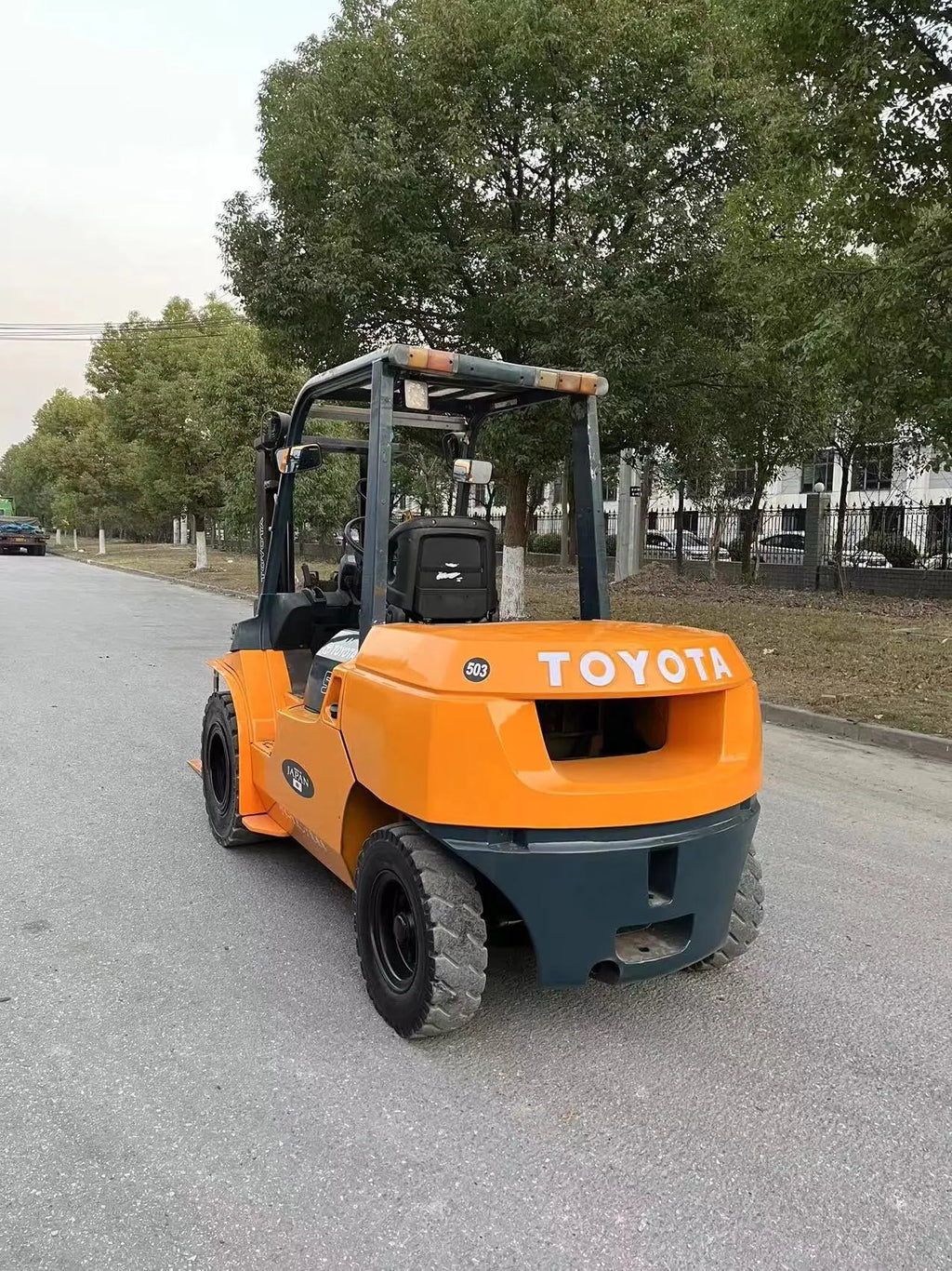 Used Toyota 5-Ton Diesel Forklift 2020 – Japan Import, 3-Stage Mast, 1876 Hours