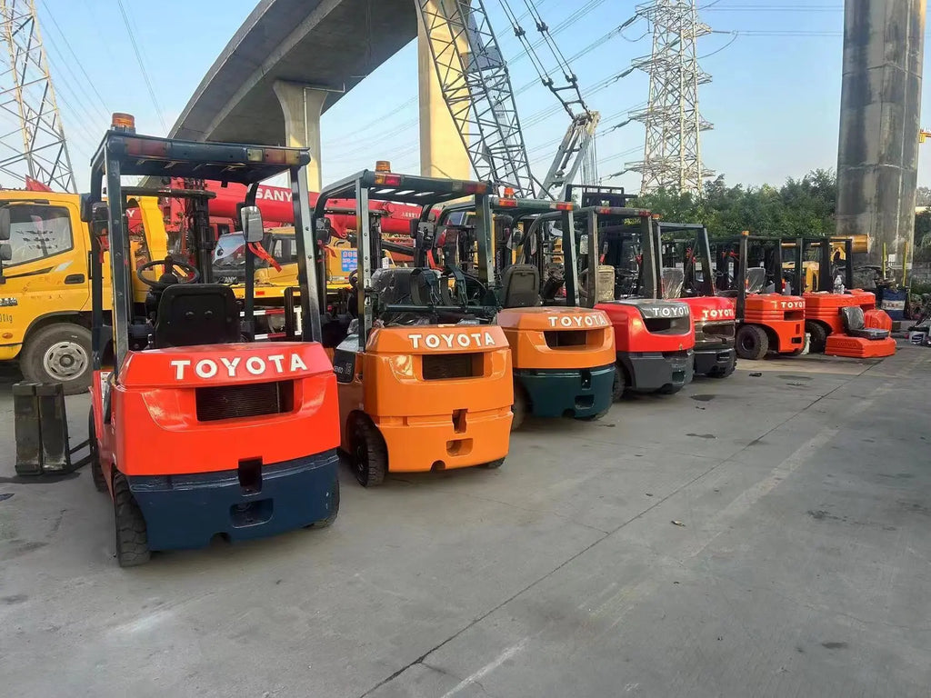 Used Toyota 3-Ton Diesel Forklift 2019 – Japan Import, 3-Stage Mast, 2879 Hours